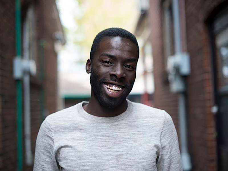desmond cole 800X600